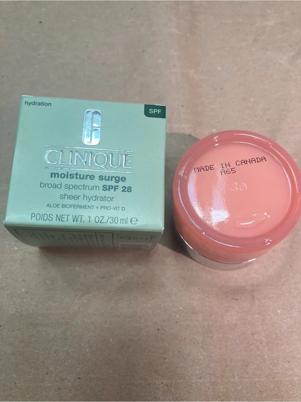 clinique moisture surge spf 28 sheer hydrator 30ml